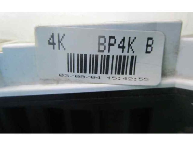 Přístrojová deska Mazda 323 2003 BP4KB