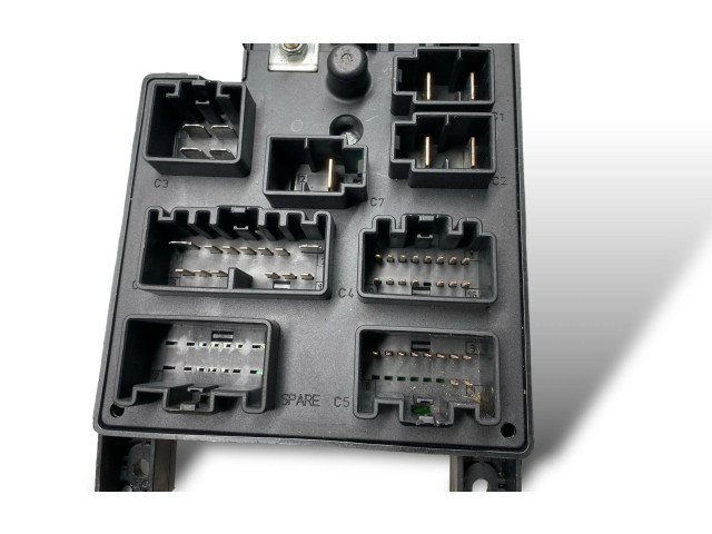 Блок предохранителей  518322326, 8637841   Volvo V70    