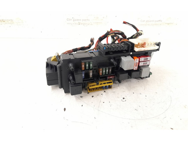Блок предохранителей  2049009101, 2049004203   Mercedes-Benz GLK (X204)    