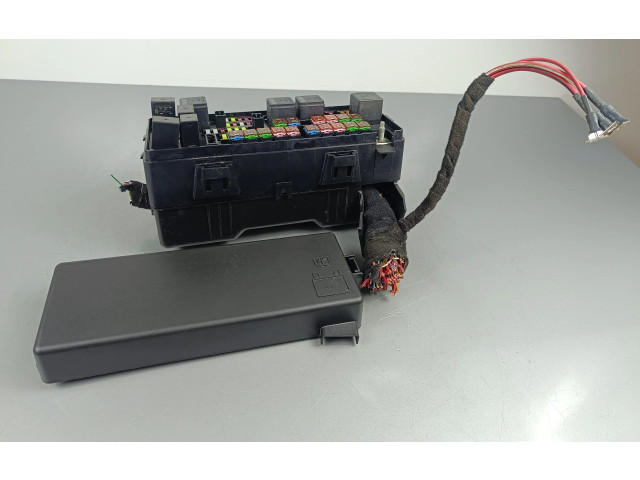 Блок предохранителей 670036452 Maserati Quattroporte