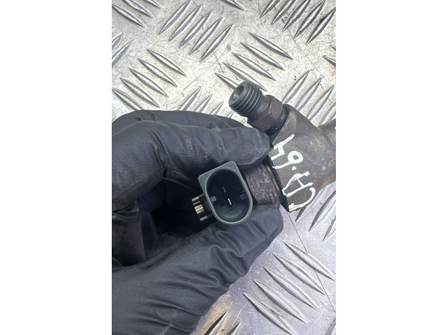 Форсунка 03L130277J    Skoda Superb B6 (3T)  CFFB 