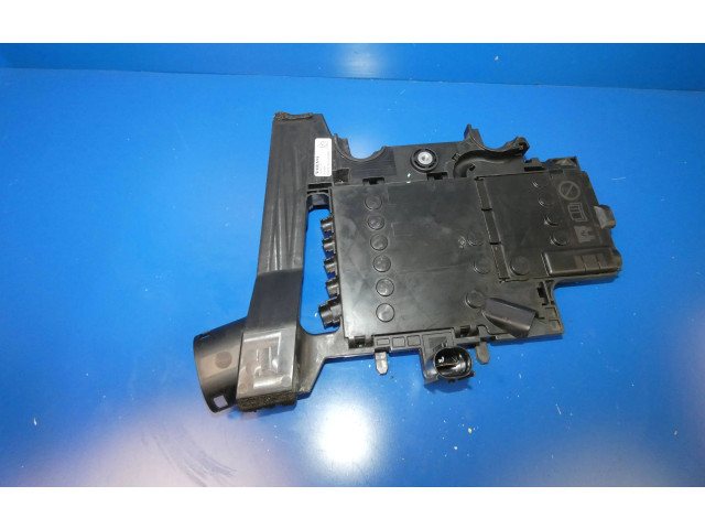 Блок предохранителей 32200112, 32200112   Volvo S90, V90    