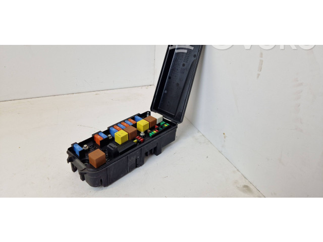 Блок предохранителей 12767113 Saab 9-3 Ver2