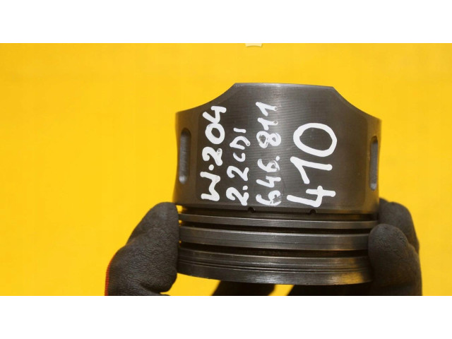 Píst Mercedes-Benz E W211