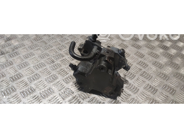 Топливный насос 30756125   Volvo V70  