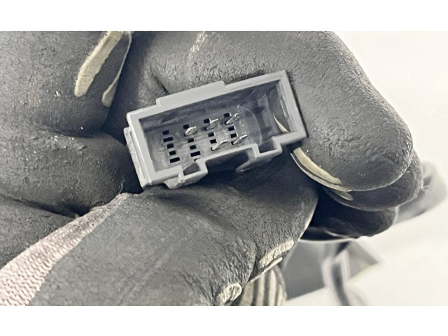 Зеркало электрическое        Skoda Fabia Mk2 (5J)  2007 - 2014 года   