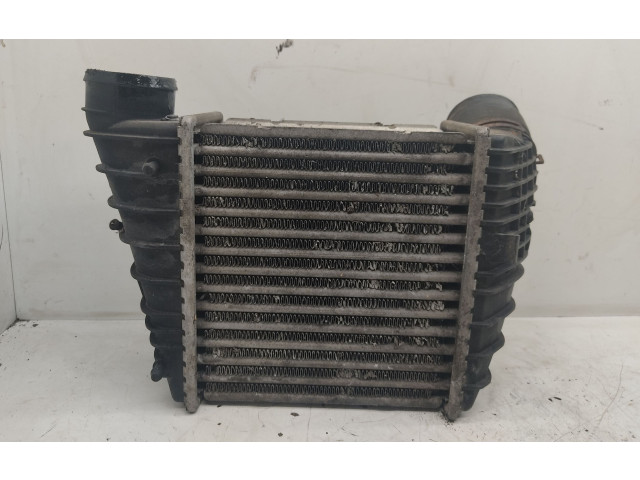 Интеркулер  1J0145803   Audi A3 S3 8L 