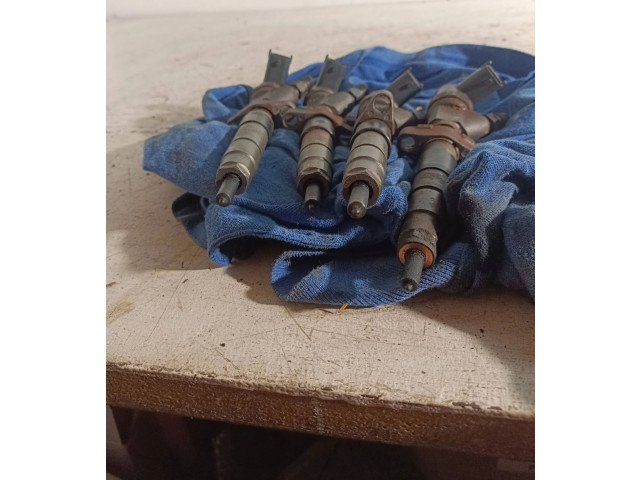 Vstřikovač 8200084534 Renault Espace - Grand espace IV