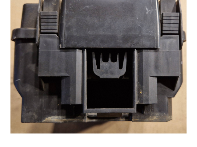 Pojistková skříňka 15887759, 25796965 Hummer H3 2007