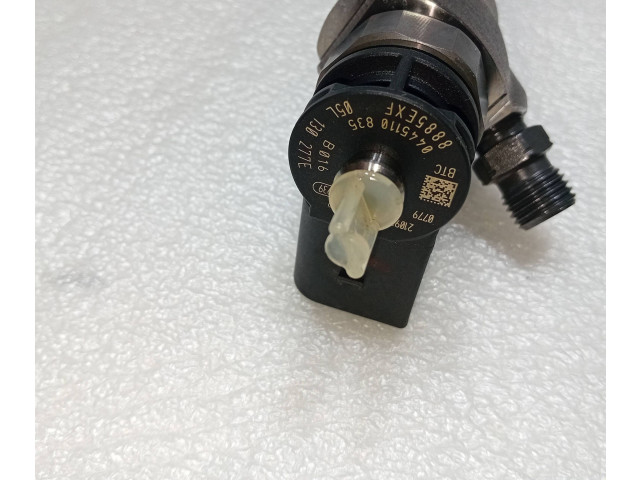 Комплект форсунок 05L130277E, 0445110835 Skoda Octavia Mk4