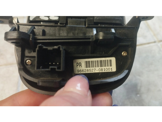 Кнопки рулевого колеса