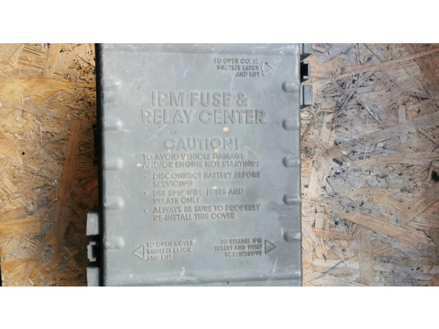 Блок предохранителей Chrysler Voyager