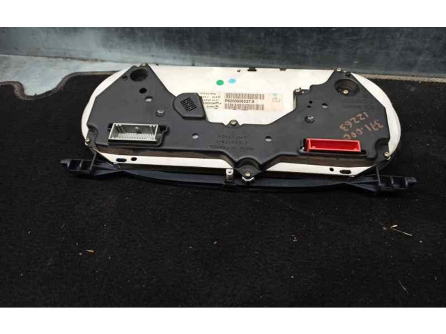 Панель приборов 8200006337A, 216600267   Renault Trafic I       