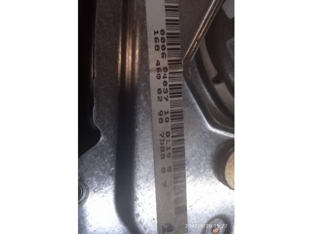 Подушка безопасности водителя 8P1940370119 Mercedes-Benz A W168