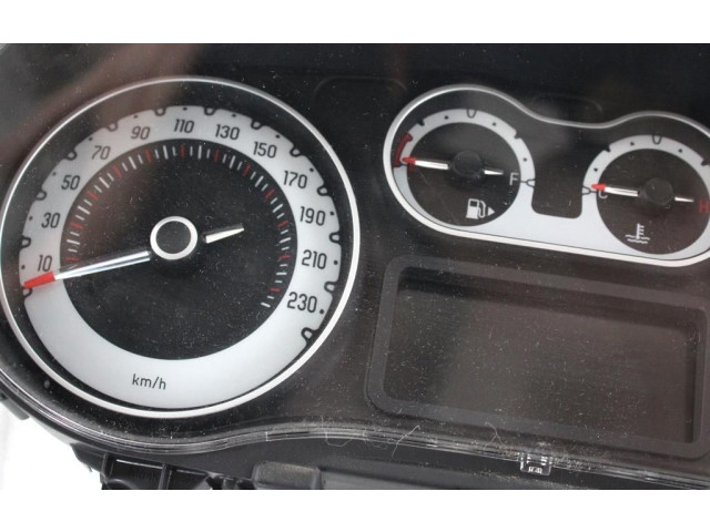 Přístrojová deska Fiat 500L 2015 52003375