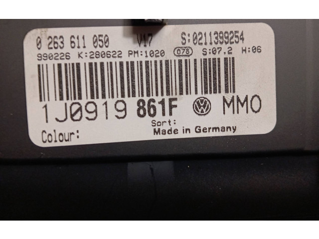 Přístrojová deska Volkswagen Bora 2002 1J0919861F, 0211399254