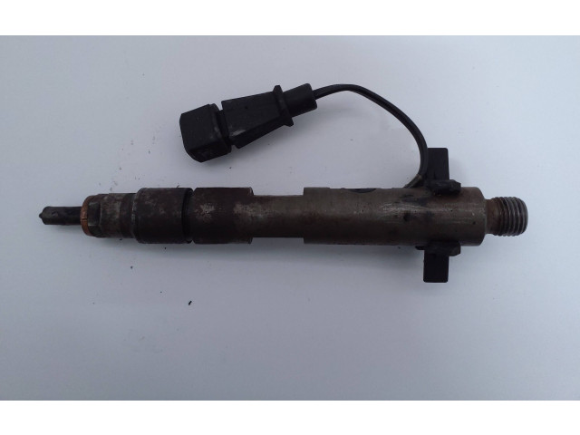 Форсунка 7700875035    Volvo S40, V40  D 4192 T2 