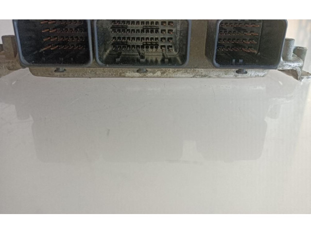 Řídící jednotka 0261206606 Citroen Xsara 2000