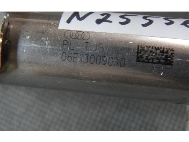 Vstřikovací lišta 06E130090AD   Audi A8 S8 D4 4H     