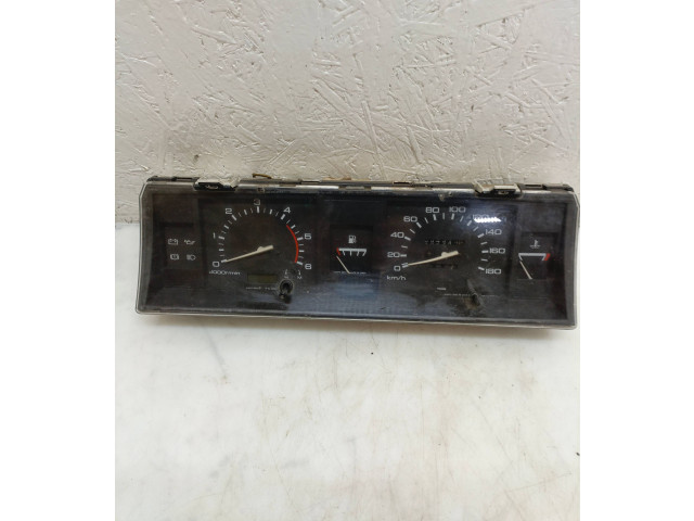 Přístrojová deska Nissan Terrano 1992 2481045G00, 24810