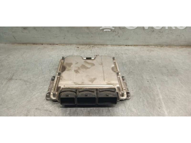 Řídící jednotka 8200346254, 0281011571 Renault Vel Satis 2004