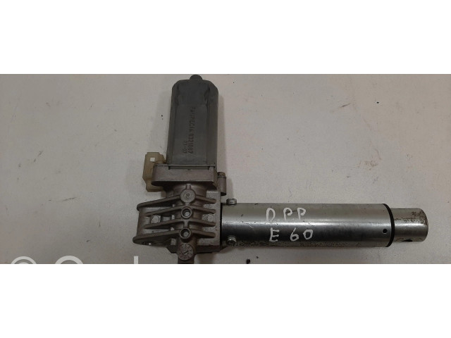 Сиденье управления двигателем