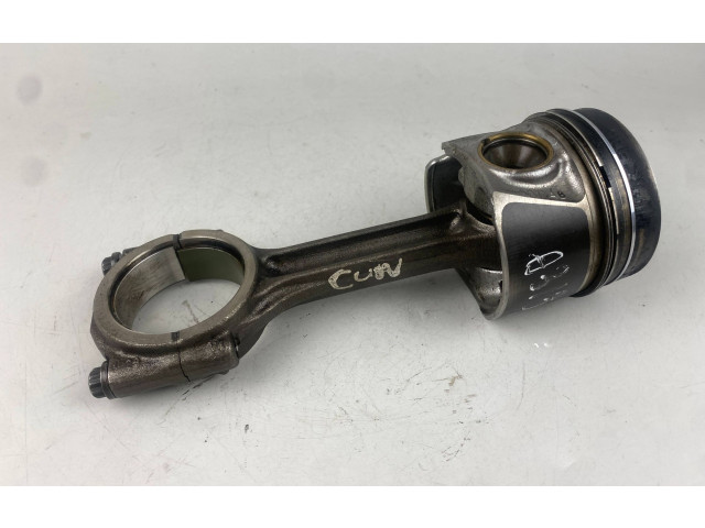 Поршень с шатуном 02604LA, 04LADE Audi A3 S3 8V