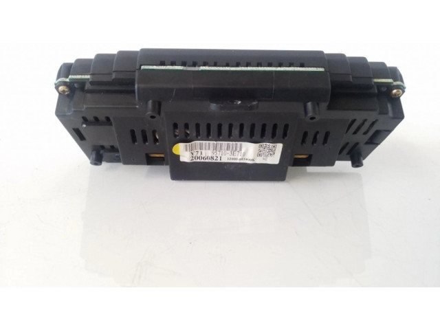 Дисплей    957103E710   KIA Sorento