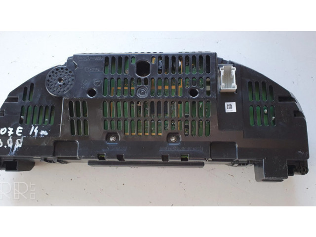 Přístrojová deska Mercedes-Benz E A207 2015 A2129001025, A2C87306200