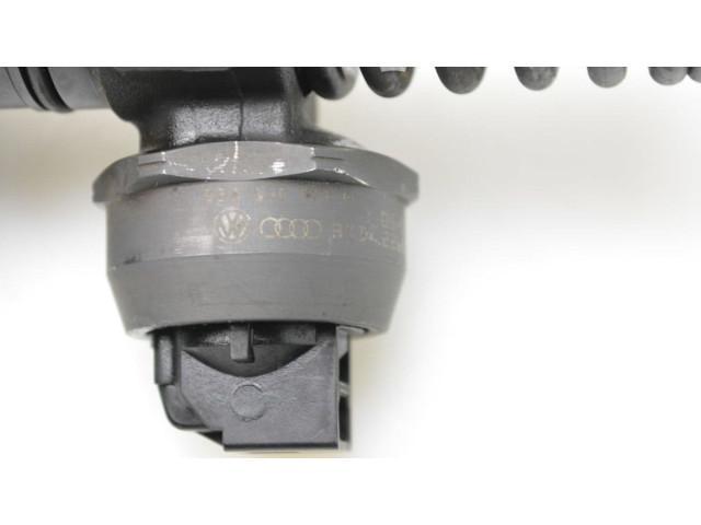 Форсунка 038130073AG Skoda Octavia Mk2 (1Z) BKC,BJB,BXE,BLS