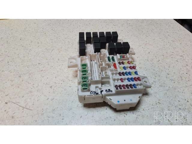 Блок предохранителей MN108319, 1791H0A1 Mitsubishi Colt