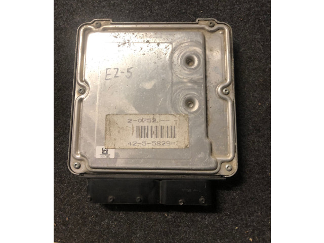 Řídící jednotka 03L907309, 1039S30090 Volkswagen Caddy 2014