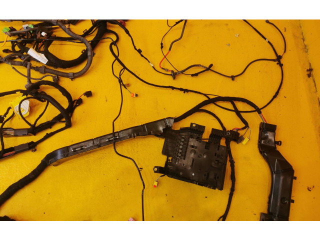 Панель приборов 7P0937548F, 7P0971341 Volkswagen Touareg II