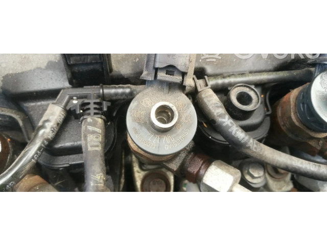 Форсунка 8201108033 Dacia Sandero для дизельного двигателя 1.5