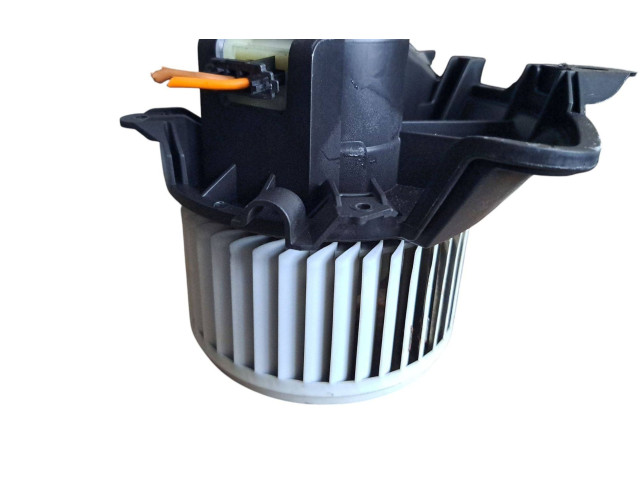 Вентилятор печки 164230100 Fiat Grande Punto