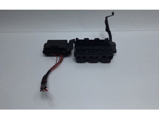 Блок предохранителей 5Z0937548C, 5Z0937548C Audi A2