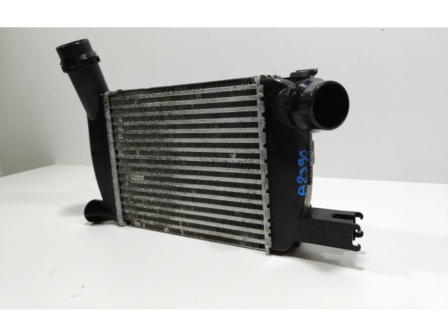 Интеркулер 144967318R Renault Clio III