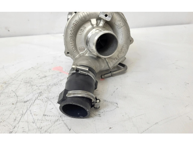 Турбина Нагнетатель Maserati Levante  670053899         