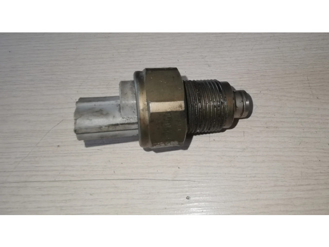 Регулятор давления топлива