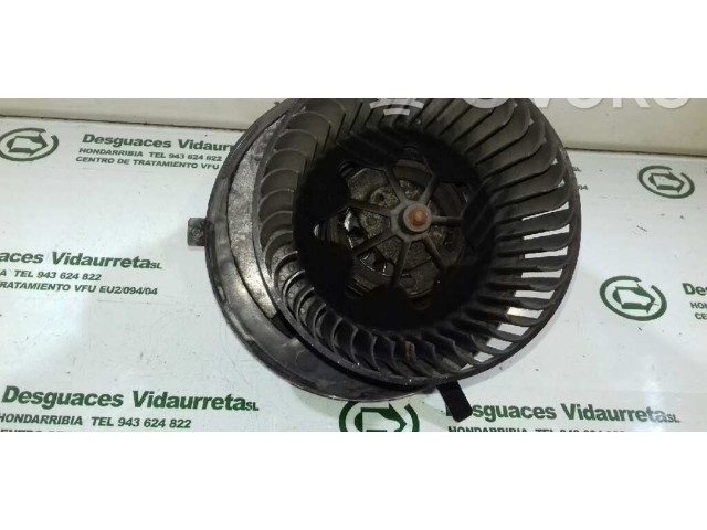Вентилятор печки    1K0820015C, F983229J   Volkswagen Touran I