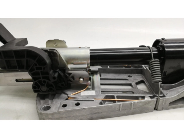 Механическаярулевой колонки