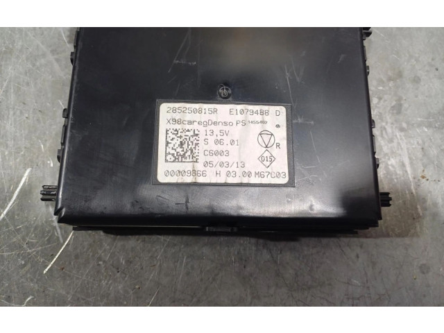 Блок комфорта 285250815R Renault Clio III