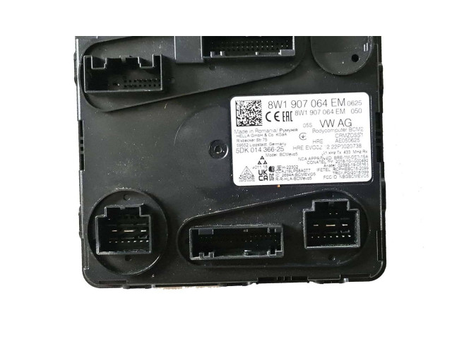 Řídící jednotka 8W1907064EM, 8W1907064EH   Audi Q7 4M 2017