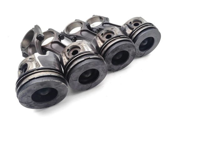 Поршень с шатуном RHJ(DW10BTED4) RHJ, DW10BTED4 Citroen Xsara Picasso