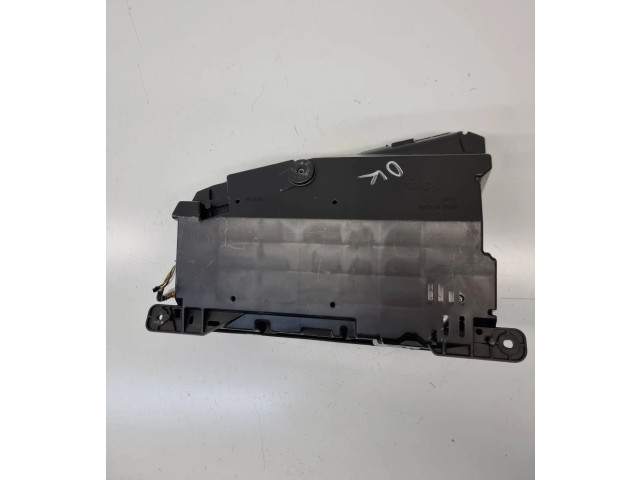 Дисплей    32233456, 55509098   Volvo XC60