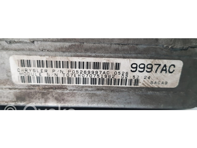 Блок управления двигателя P05269997AC Chrysler Neon I