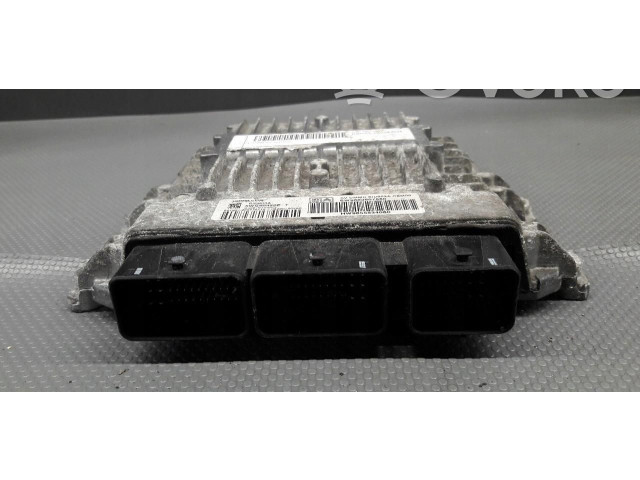 Блок управления двигателем Блок управления SW9663607880   Fiat Ulysse
