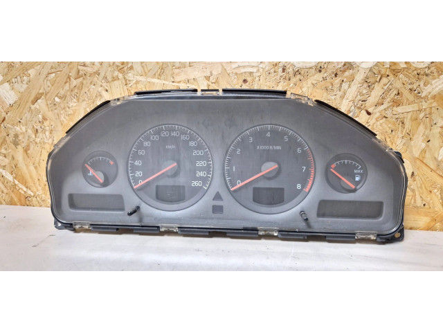 Панель приборов 9499668   Volvo V70       