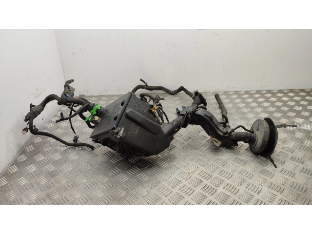 Блок предохранителей 030103500, 0181773993 Jeep Compass