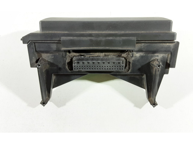 Блок предохранителей 04692073AB, 52561L Jeep Grand Cherokee (WK)